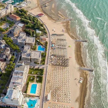 Coastal In Lignano Pineta Appartement *
